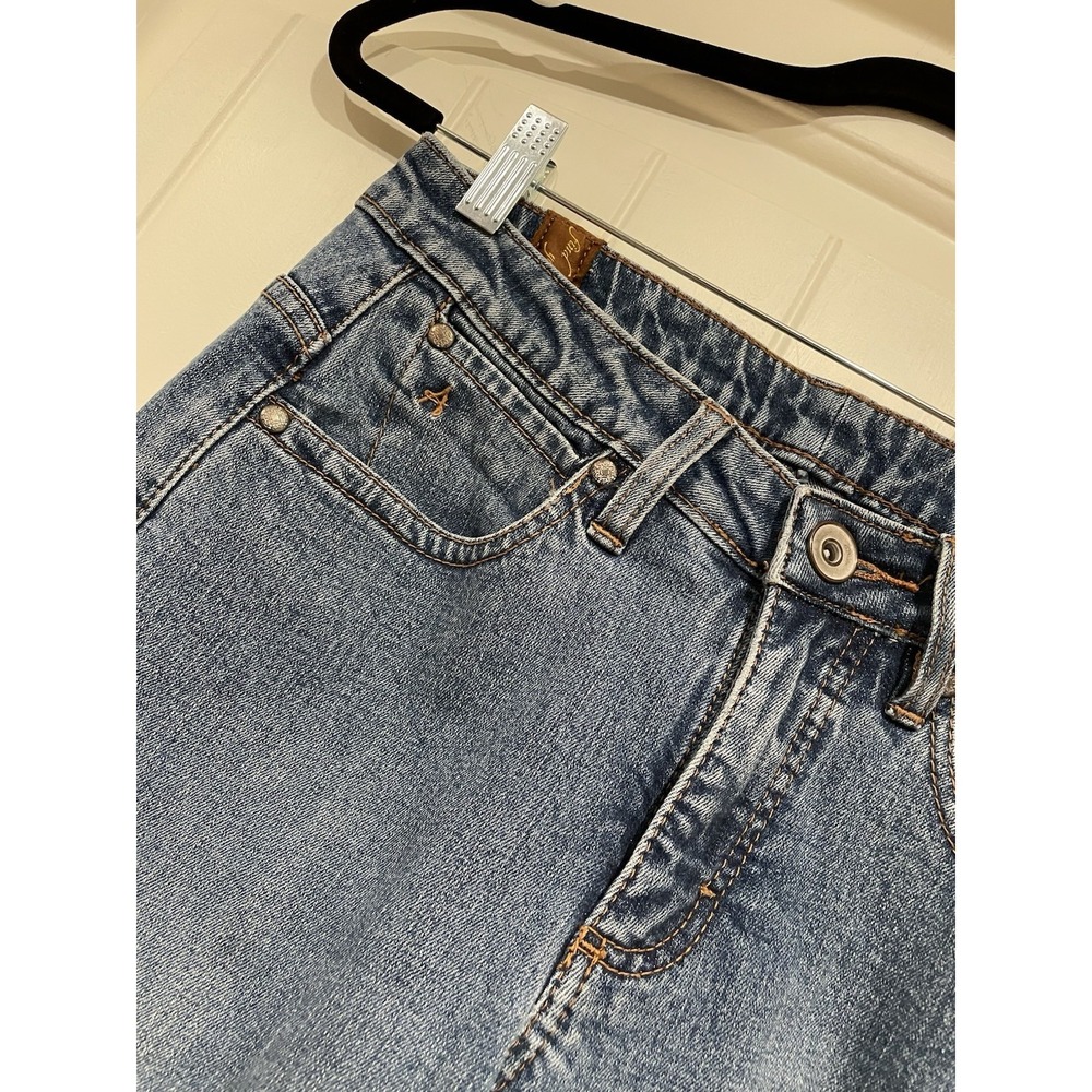 Aura From The Women At Wrangler Jeans Womens Size 4 Blue Denim Straight Leg - Picture 3 of 8